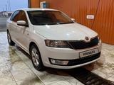Skoda Rapid 2014 года за 4 500 000 тг. в Атырау – фото 2