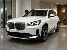 BMW IX1, 2025