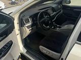 Toyota Highlander 2014 года за 17 000 000 тг. в Алматы – фото 3