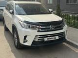 Toyota Highlander 2014 года за 17 000 000 тг. в Алматы – фото 4