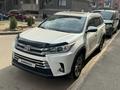 Toyota Highlander 2014 года за 17 000 000 тг. в Алматы