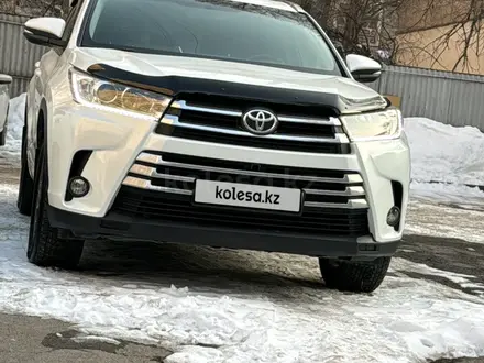 Toyota Highlander 2014 года за 17 000 000 тг. в Алматы – фото 6