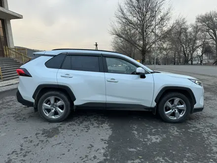 Toyota RAV4 2020 года за 15 000 000 тг. в Алматы – фото 7