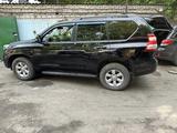 Toyota Land Cruiser Prado 2017 года за 19 000 000 тг. в Семей – фото 3