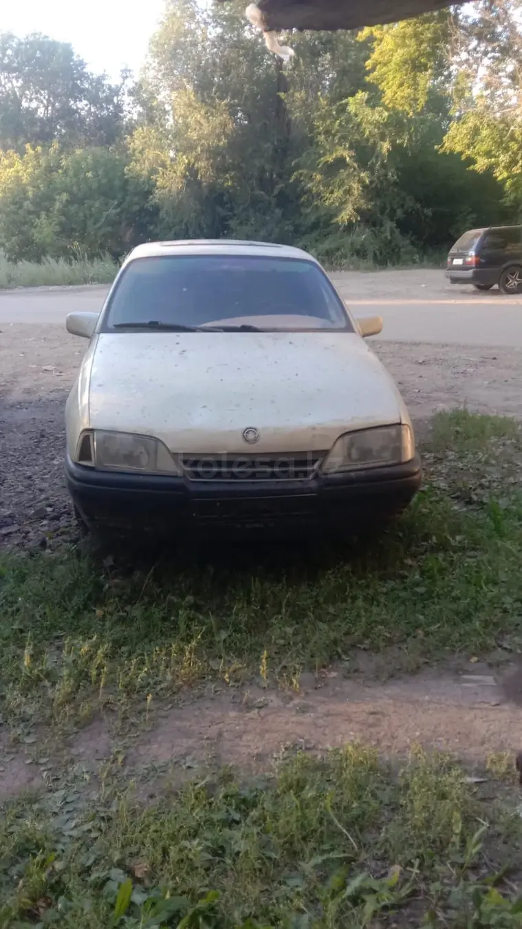 Opel Omega, 1990
