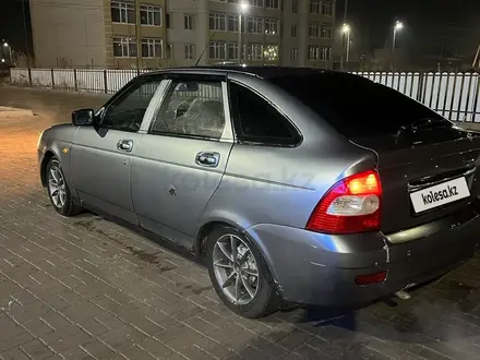 ВАЗ (Lada) Priora 2172 2008 года за 900 000 тг. в Уральск – фото 2