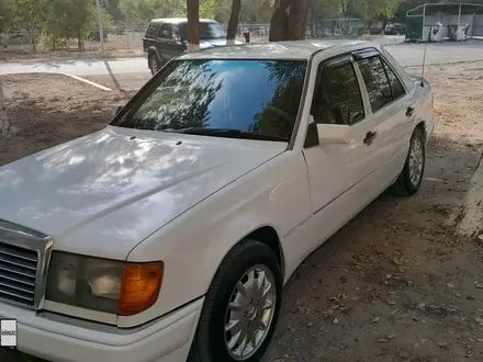 Mercedes-Benz E 230 1992 года за 2 500 000 тг. в Алматы – фото 3