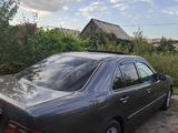 Mercedes-Benz E 280 1996 года за 2 300 000 тг. в Талдыкорган – фото 3