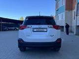 Toyota RAV4 2013 года за 10 350 000 тг. в Актобе – фото 5