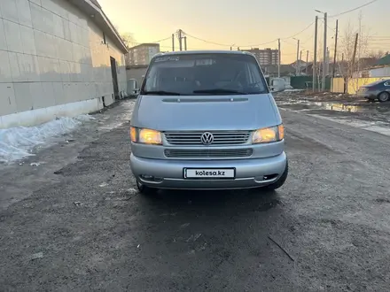 Volkswagen Eurovan 2001 года за 4 500 000 тг. в Костанай – фото 2