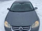 Volkswagen Jetta 2005 года за 2 200 000 тг. в Уральск – фото 3