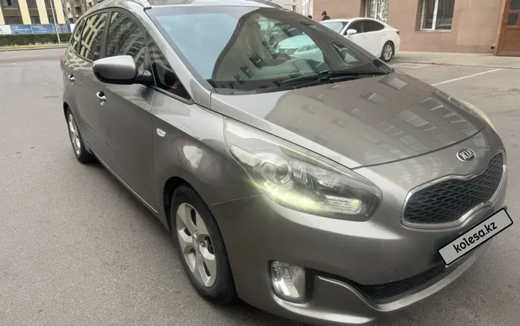 Kia Carens 2013 годаүшін5 400 000 тг. в Астана
