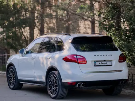 Porsche Cayenne 2011 года за 14 000 000 тг. в Астана – фото 4
