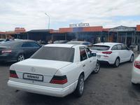 Mercedes-Benz E 220 1993 года за 1 400 000 тг. в Тараз