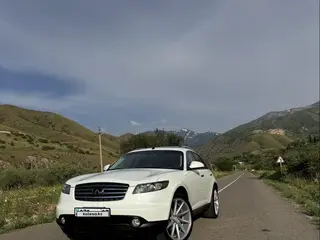 Infiniti FX35
