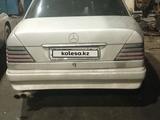 Mercedes-Benz E 280 1994 годаfor1 800 000 тг. в Астана – фото 2