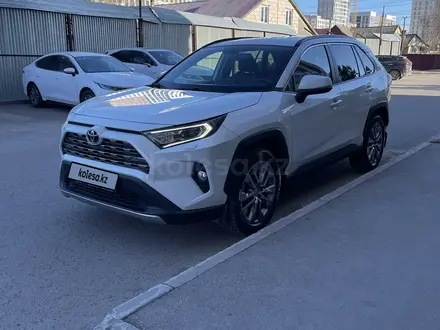 Toyota RAV4 2021 года за 15 800 000 тг. в Астана – фото 8