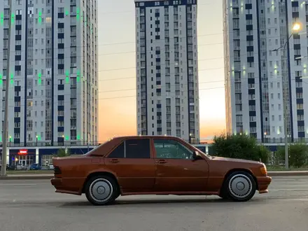 Mercedes-Benz 190 1992 года за 1 800 000 тг. в Астана – фото 2