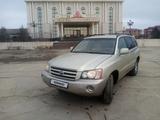 Toyota Highlander 2001 года за 6 000 000 тг. в Караганда – фото 2