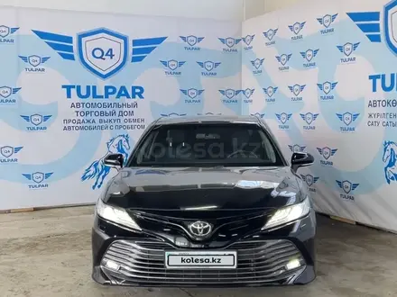 Toyota Camry 2019 года за 16 650 000 тг. в Шымкент – фото 12