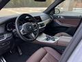 BMW X5 2021 года за 43 600 000 тг. в Алматы – фото 9