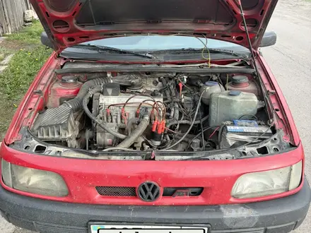 Volkswagen Passat 1990 года за 900 000 тг. в Караганда – фото 9