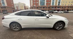 Hyundai Sonata 2021 года за 10 700 000 тг. в Астана – фото 3