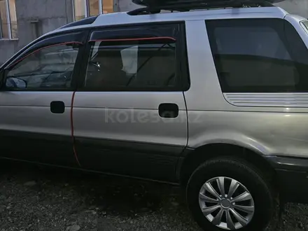Mitsubishi Chariot 1996 года за 950 000 тг. в Алматы – фото 18
