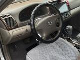 Toyota Camry 2003 годаүшін4 500 000 тг. в Семей – фото 2