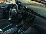 Toyota Corolla 2018 года за 8 000 000 тг. в Актобе – фото 4
