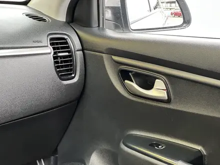 Kia Rio 2021 года за 7 490 000 тг. в Актобе – фото 8