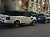 Land Rover Range Rover Sport 2011 года за 9 800 000 тг. в Астана – фото 2