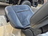 Заднее левое сидение на Mitsubishi Pajero 4 за 60 000 тг. в Алматы – фото 4