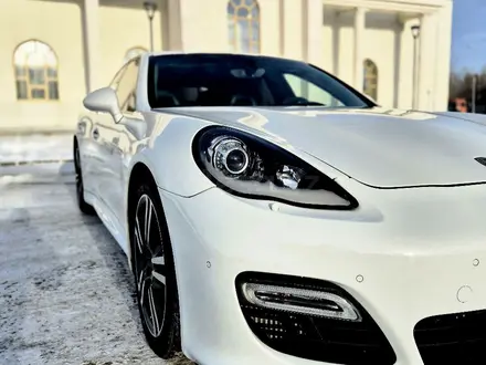 Porsche Panamera 2011 года за 23 000 000 тг. в Астана – фото 16