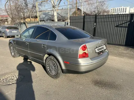 Volkswagen Passat 2002 года за 2 450 000 тг. в Алматы – фото 3