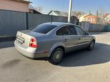 Volkswagen Passat 2002 года за 2 450 000 тг. в Алматы – фото 5