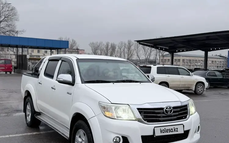 Toyota Hilux 2014 года за 9 700 000 тг. в Алматы