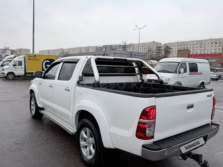 Toyota Hilux 2014 года за 9 700 000 тг. в Алматы – фото 4