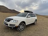 Volkswagen Touareg 2005 годаүшін5 500 000 тг. в Алматы – фото 2
