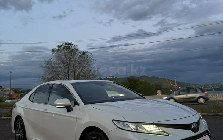 Toyota Camry 2024 годаүшін18 500 000 тг. в Усть-Каменогорск