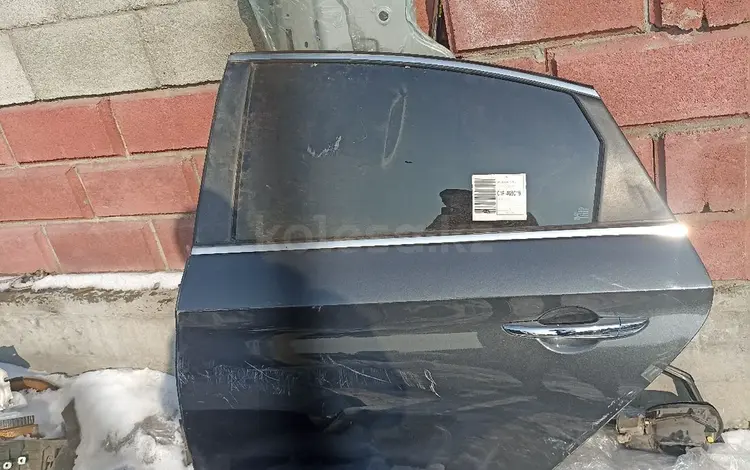 Задный левый дверь Саната за 591 тг. в Алматы