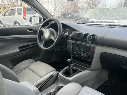 Volkswagen Passat 2002 года за 2 500 000 тг. в Караганда – фото 12