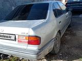 Nissan Primera 1992 годаfor650 000 тг. в Тараз