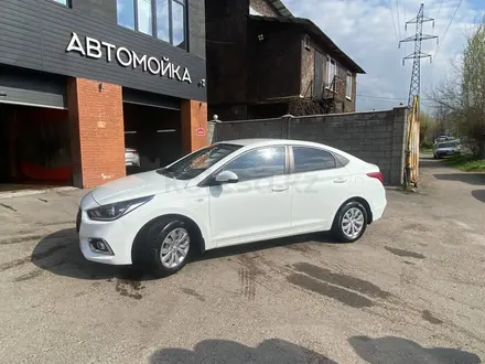 Hyundai Accent 2018 года за 7 100 000 тг. в Алматы – фото 6