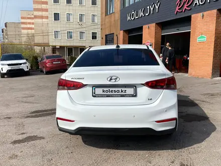 Hyundai Accent 2018 года за 7 100 000 тг. в Алматы – фото 7