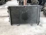 Радиатор на 190 мерсдес, m102 двигатель за 35 000 тг. в Шымкент – фото 2