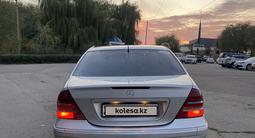 Mercedes-Benz C 320 2003 годаүшін3 550 000 тг. в Алматы – фото 5