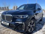 BMW X7 2022 года за 58 500 000 тг. в Астана