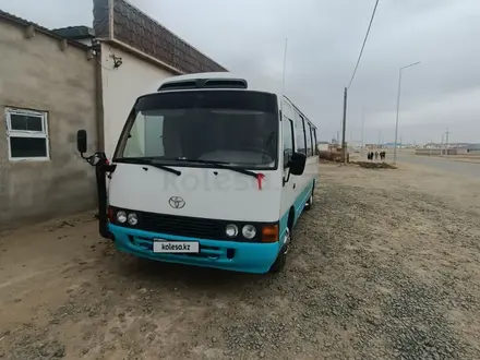 Toyota  Coaster 2005 года за 8 500 000 тг. в Актау