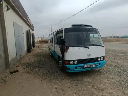 Toyota  Coaster 2005 года за 8 500 000 тг. в Актау – фото 3